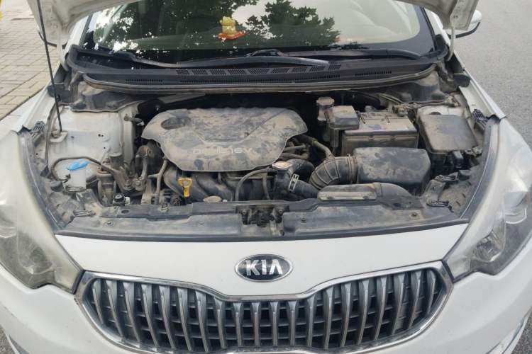 Used Kia K3 2013 1.6L Automatic GLS Engine Bay