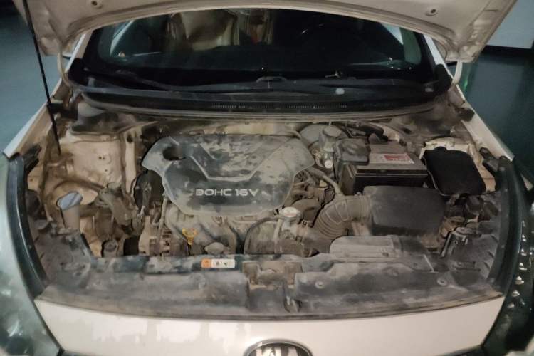 Used Kia K3 2013 1.6L Manual GLS Engine Bay