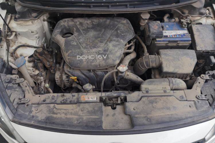 Used Kia K3 2013 1.6L Manual GLS Engine Bay