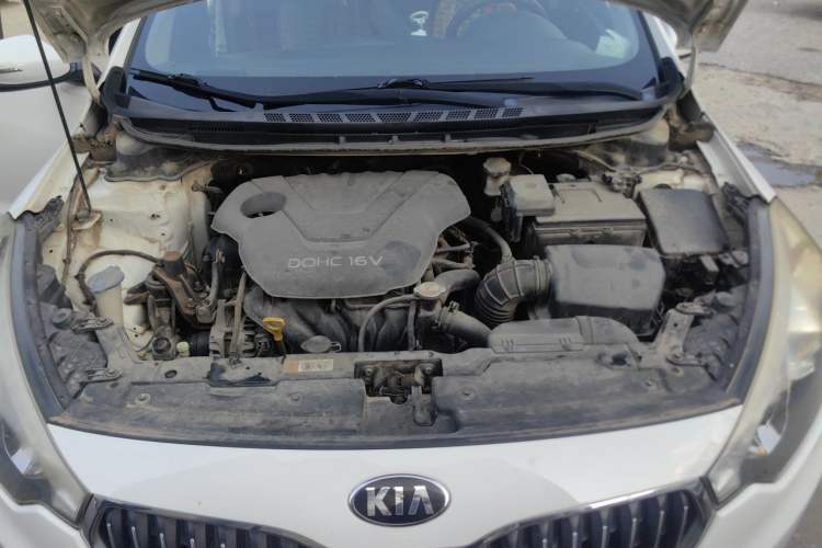 Used Kia K3 2013 1.6L Automatic GLS Engine Bay