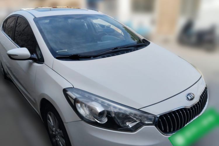 Used Kia K3 2013 1.6L Automatic GLS Front Right 45 Deg