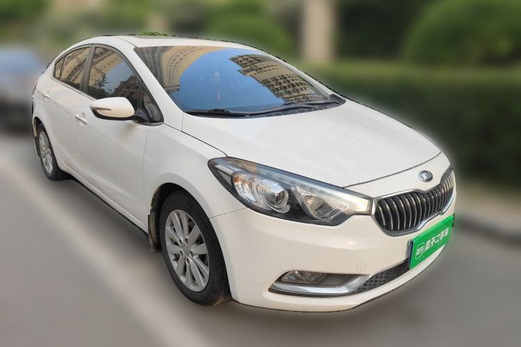 Used Kia K3 2013 1.6L Manual GLS Front Right 45 Deg