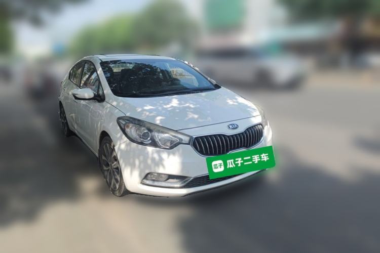 Used Kia K3 2013 1.6L Automatic GLS Front Right 45 Deg