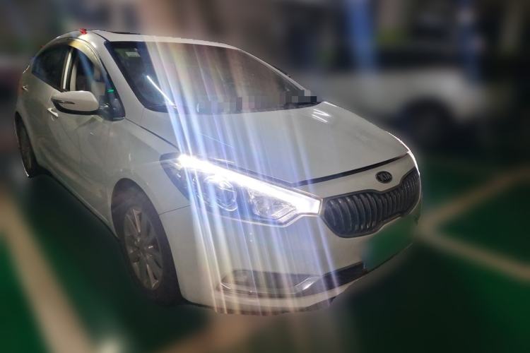 Used Kia K3 2013 1.6L Automatic GLS Front Right 45 Deg