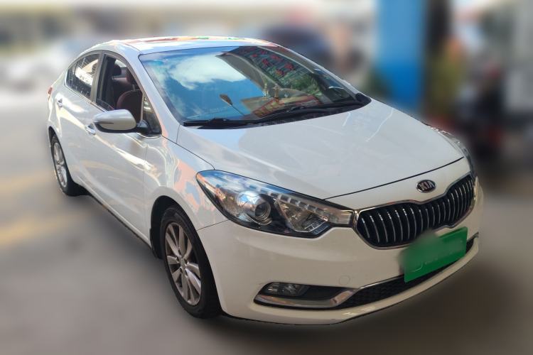 Used Kia K3 2013 1.6L Automatic GLS Front Right 45 Deg