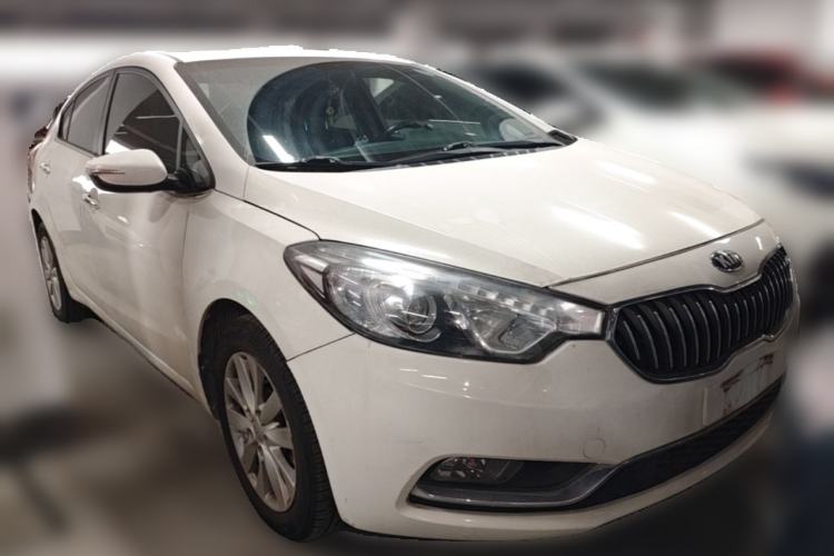 Used Kia K3 2013 1.6L Automatic GLS Front Right 45 Deg