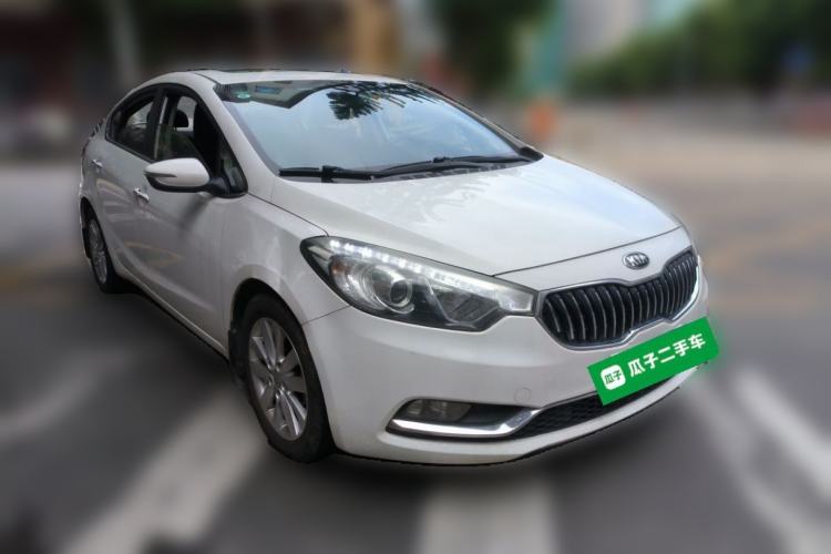 Used Kia K3 2013 1.6L Manual GLS Front Right 45 Deg