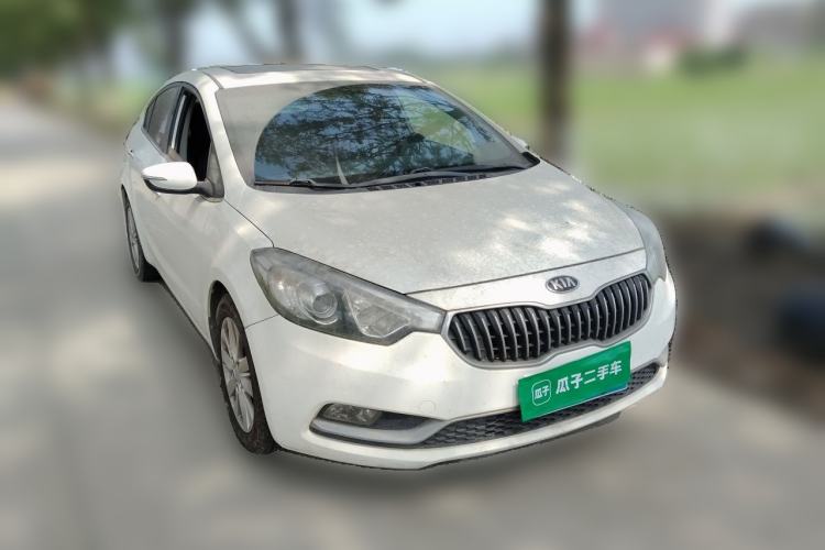 Used Kia K3 2013 1.6L Automatic GLS Front Right 45 Deg