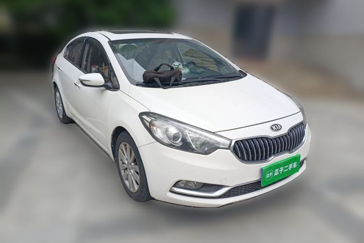 Used Kia K3 2013 1.6L Automatic GLS Front Right 45 Deg