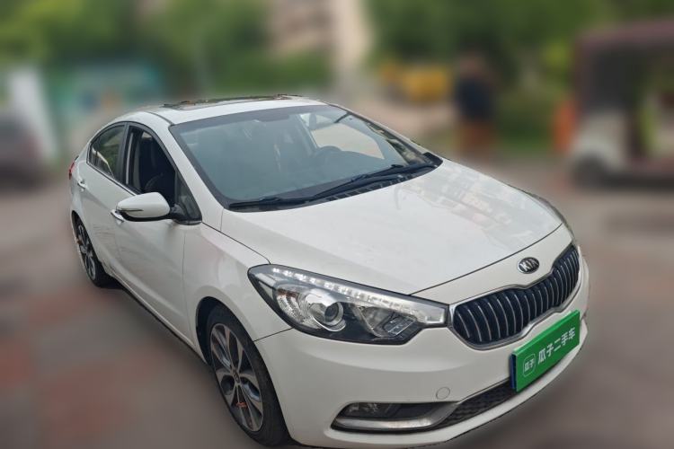 Used Kia K3 2013 1.6L Automatic Premium Front Right 45 Deg