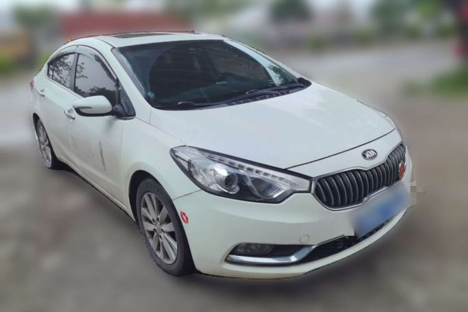 Used Kia K3 2013 1.6L Automatic GLS Front Right 45 Deg