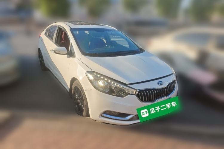 Used Kia K3 2013 1.6L Automatic GLS Front Right 45 Deg