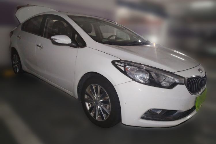 Used Kia K3 2013 1.6L Manual GLS Front Right 45 Deg