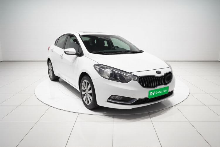 Used Kia K3 2013 1.6L Manual GLS Front Right 45 Deg