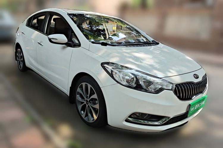 Used Kia K3 2013 1.6L Automatic GLS Front Right 45 Deg