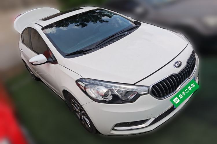 Used Kia K3 2013 1.6L Automatic GLS Front Right 45 Deg
