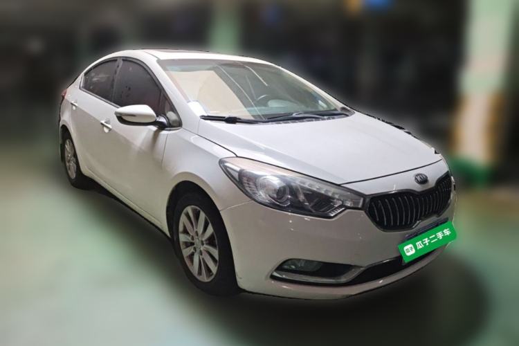 Used Kia K3 2013 1.6L Automatic GLS Front Right 45 Deg