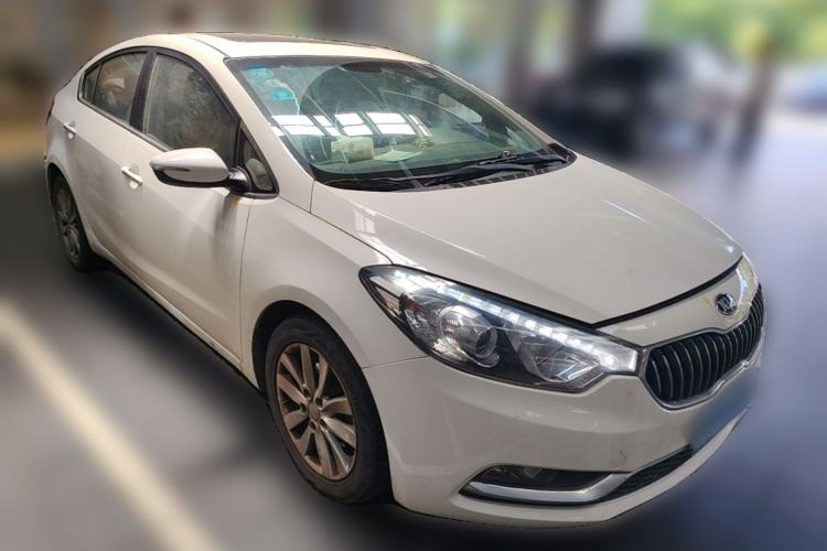 Used Kia K3 2013 1.6L Automatic GLS Front Right 45 Deg