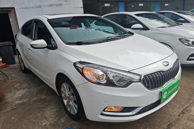 Used Kia K3 2013 1.6L Automatic GLS Front Right 45 Deg