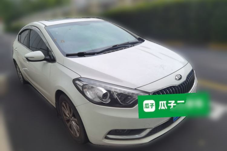 Used Kia K3 2013 1.6L Manual GLS Front Right 45 Deg