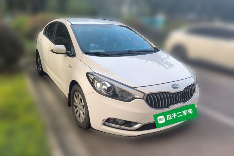 Used Kia K3 2013 1.6L Manual GL Front Right 45 Deg