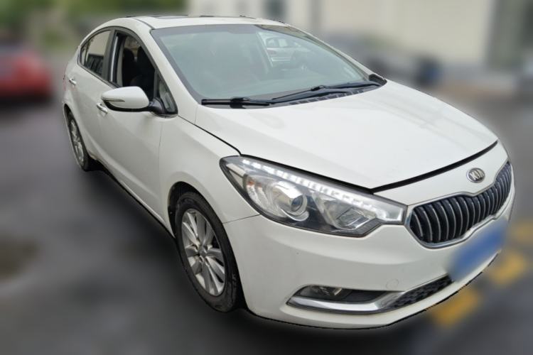 Used Kia K3 2013 1.6L Manual GLS Front Right 45 Deg