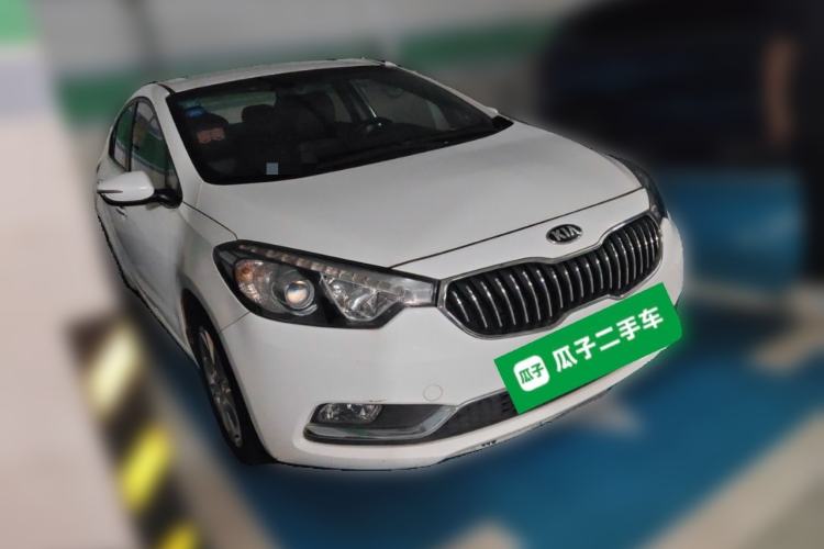 Used Kia K3 2013 1.6L Automatic GLS Front Right 45 Deg