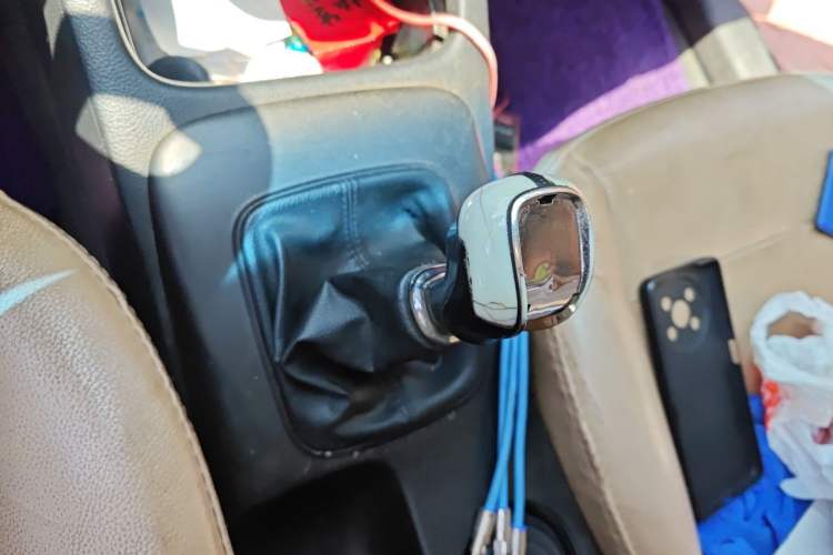 Used Kia K3 2013 1.6L Manual GLS Gear Lever
