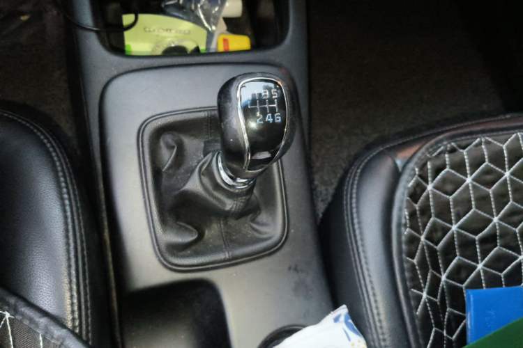 Used Kia K3 2013 1.6L Manual GLS Gear Lever