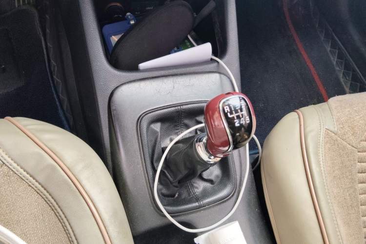 Used Kia K3 2013 1.6L Manual GLS Gear Lever