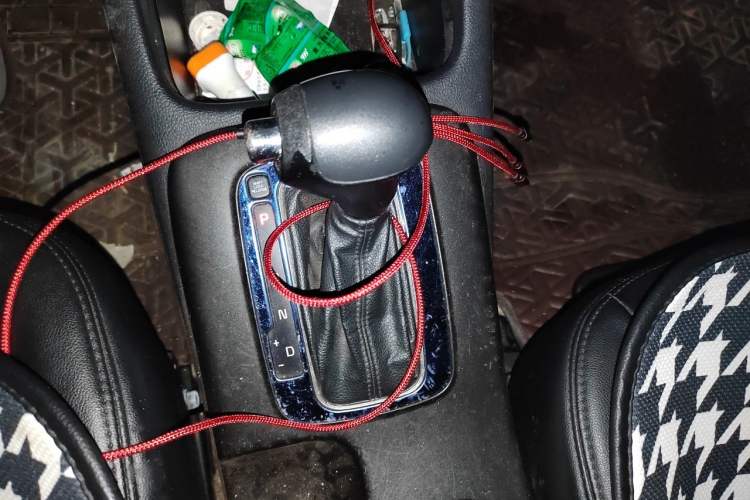 Used Kia K3 2013 1.6L Automatic GLS Gear Lever