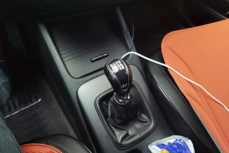 Used Kia K3 2013 1.6L Manual GLS Gear Lever