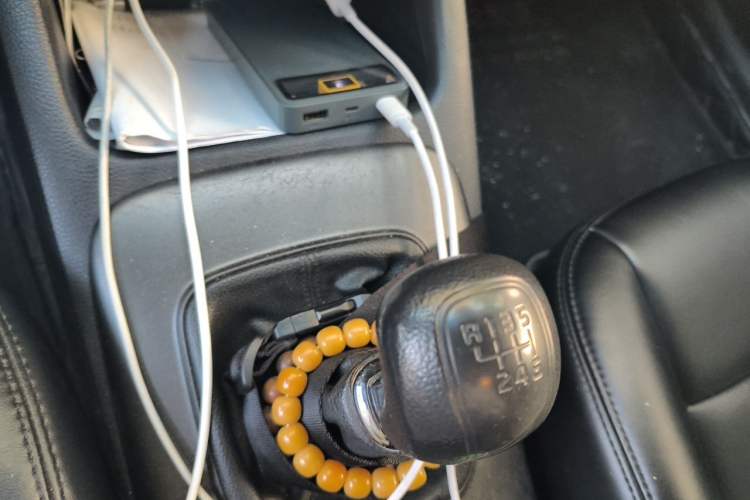 Used Kia K3 2013 1.6L Manual GL Gear Lever