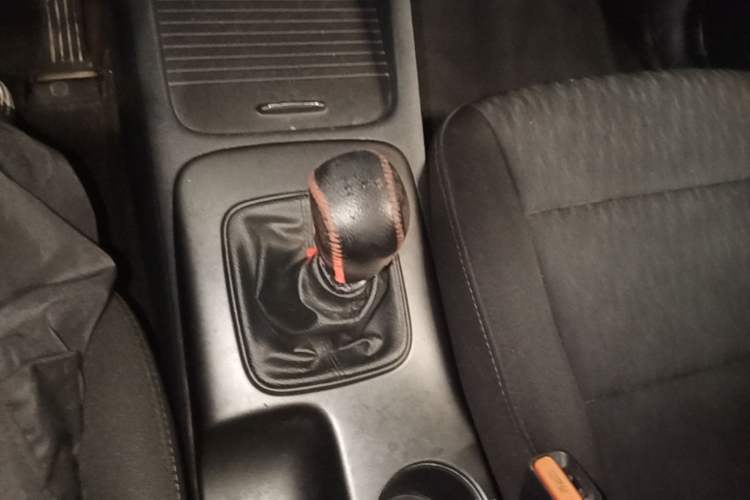 Used Kia K3 2013 1.6L Manual GLS Gear Lever