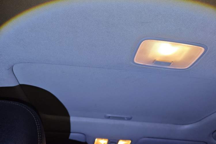Used Kia K3 2013 1.6L Manual GLS Headliner