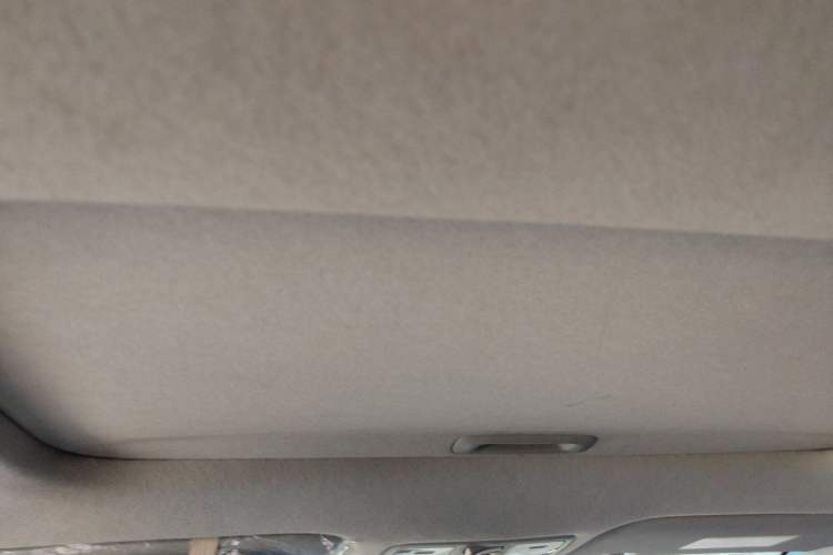 Used Kia K3 2013 1.6L Automatic GLS Headliner