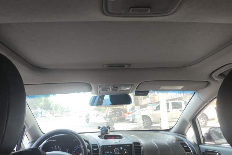 Used Kia K3 2013 1.6L Automatic GLS Headliner