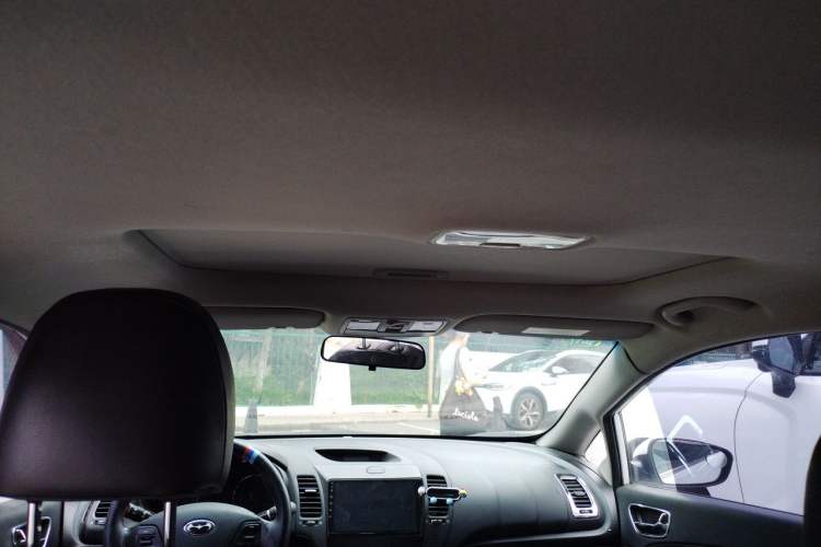 Used Kia K3 2013 1.6L Automatic DLX Headliner