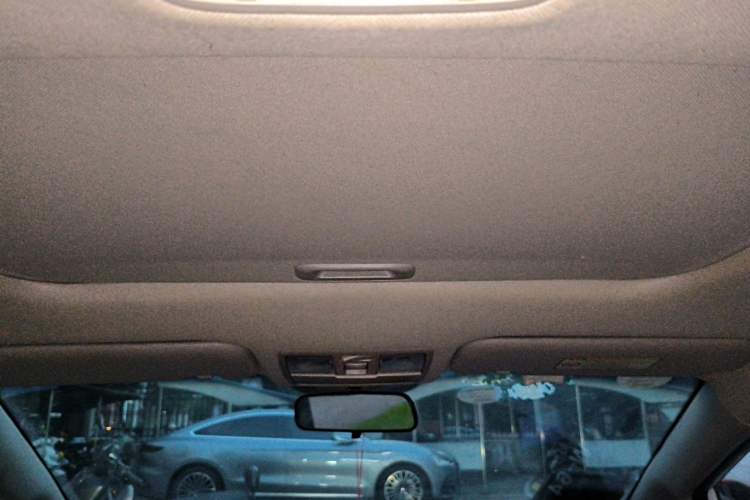 Used Kia K3 2013 1.6L Manual GLS Headliner