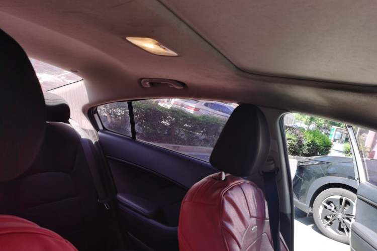 Used Kia K3 2013 1.6L Automatic GLS Headliner