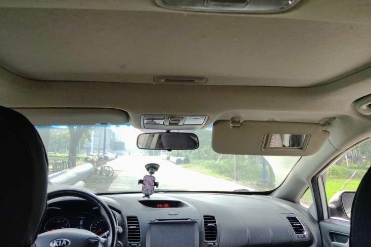 Used Kia K3 2013 1.6L Automatic GLS Headliner