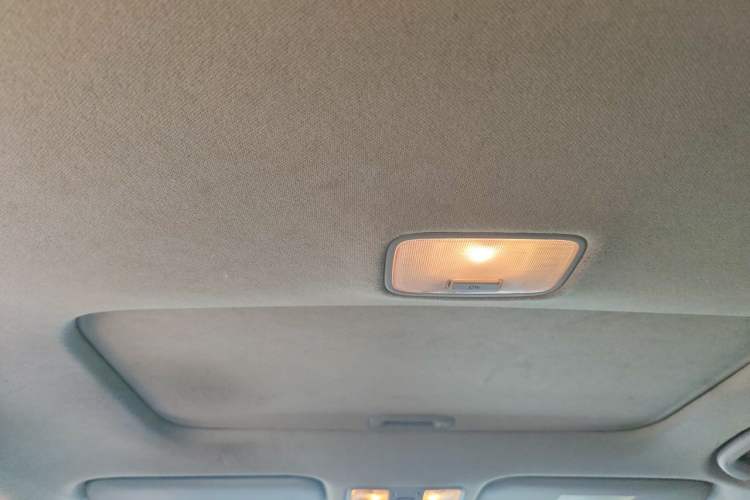 Used Kia K3 2013 1.6L Automatic GLS Headliner