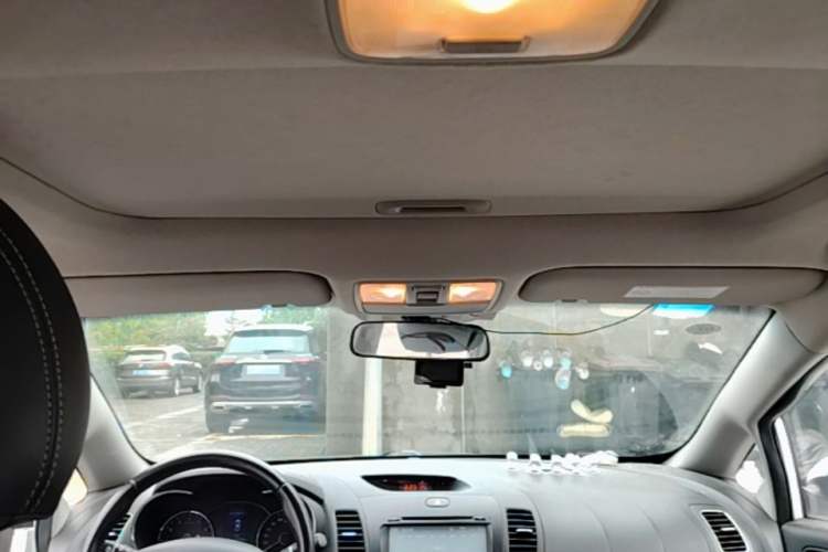 Used Kia K3 2013 1.6L Manual GLS Headliner