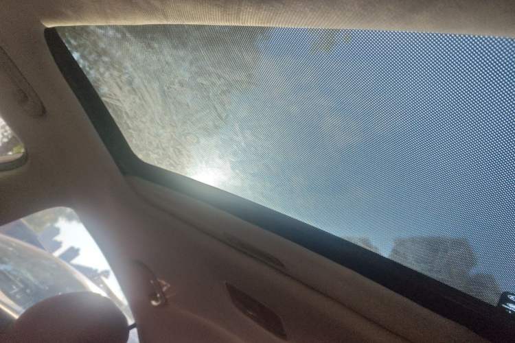 Used Kia K3 2013 1.6L Automatic GLS Headliner
