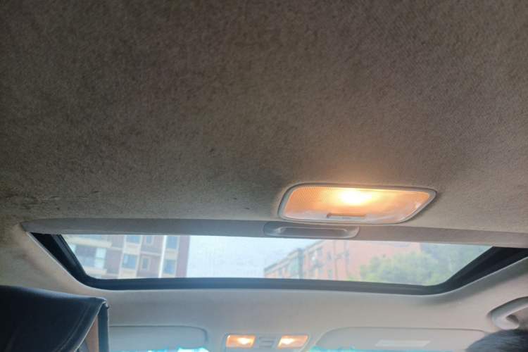 Used Kia K3 2013 1.6L Manual GLS Headliner