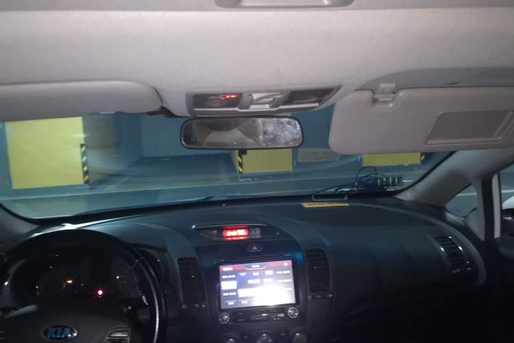 Used Kia K3 2013 1.6L Manual GLS Headliner