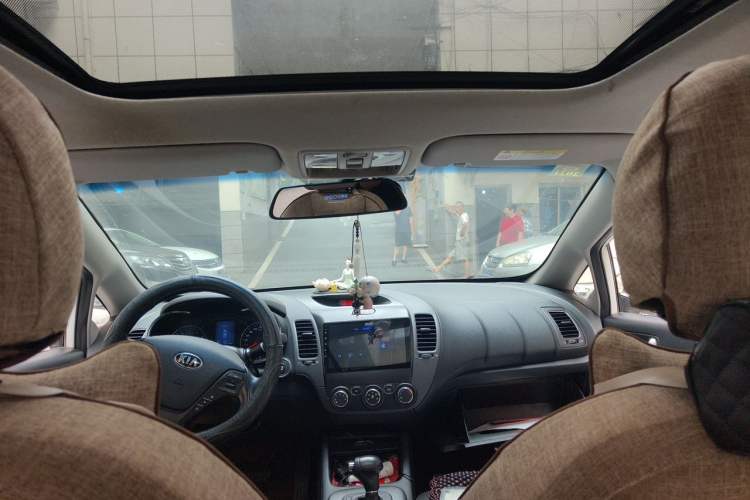 Used Kia K3 2013 1.6L Automatic GLS Headliner