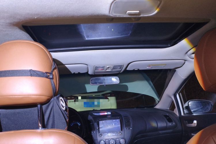 Used Kia K3 2013 1.6L Automatic GLS Headliner