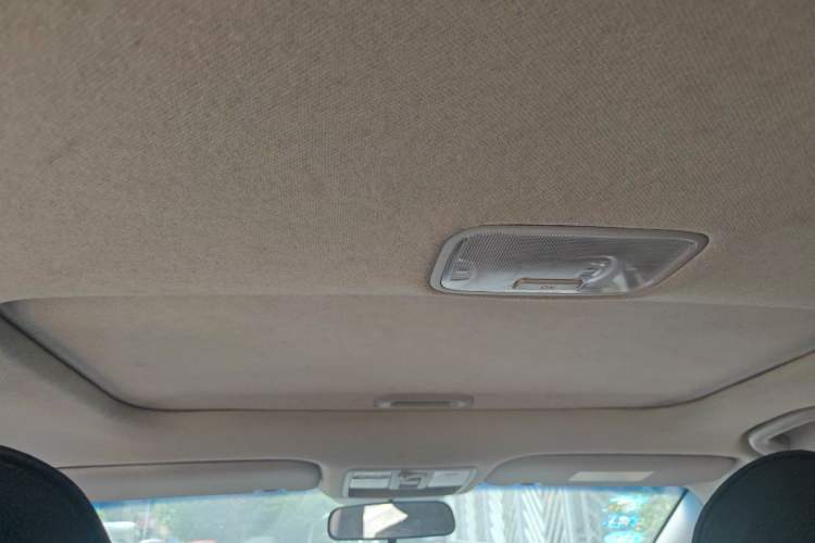 Used Kia K3 2013 1.6L Automatic GLS Headliner