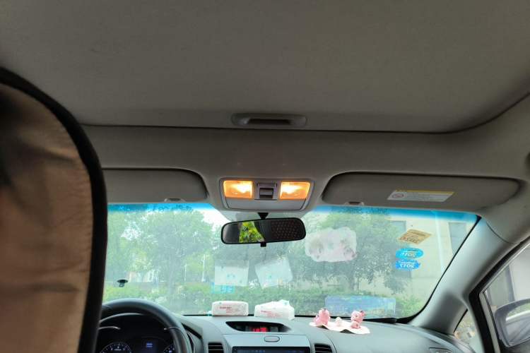 Used Kia K3 2013 1.6L Automatic GLS Headliner